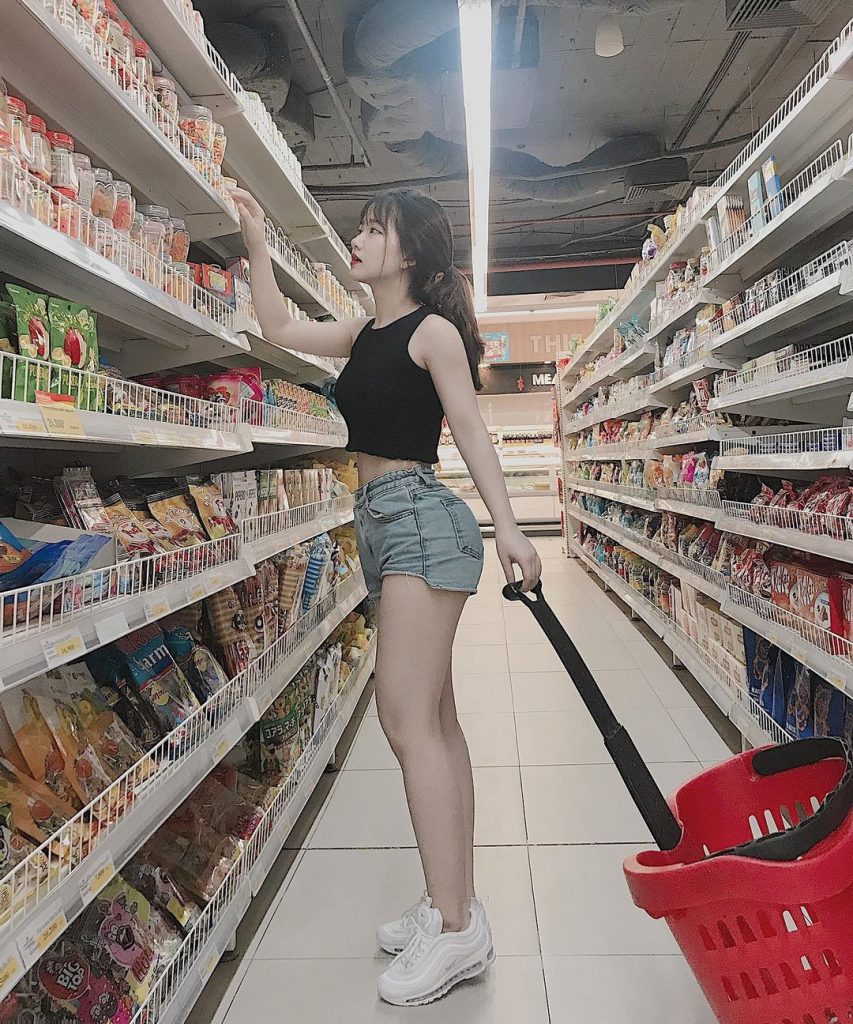 Vẻ Đẹp Thuần Khiết Khám Phá Sức Hút Ảnh Con Gái Ngầu Đến Mê Lòng Người